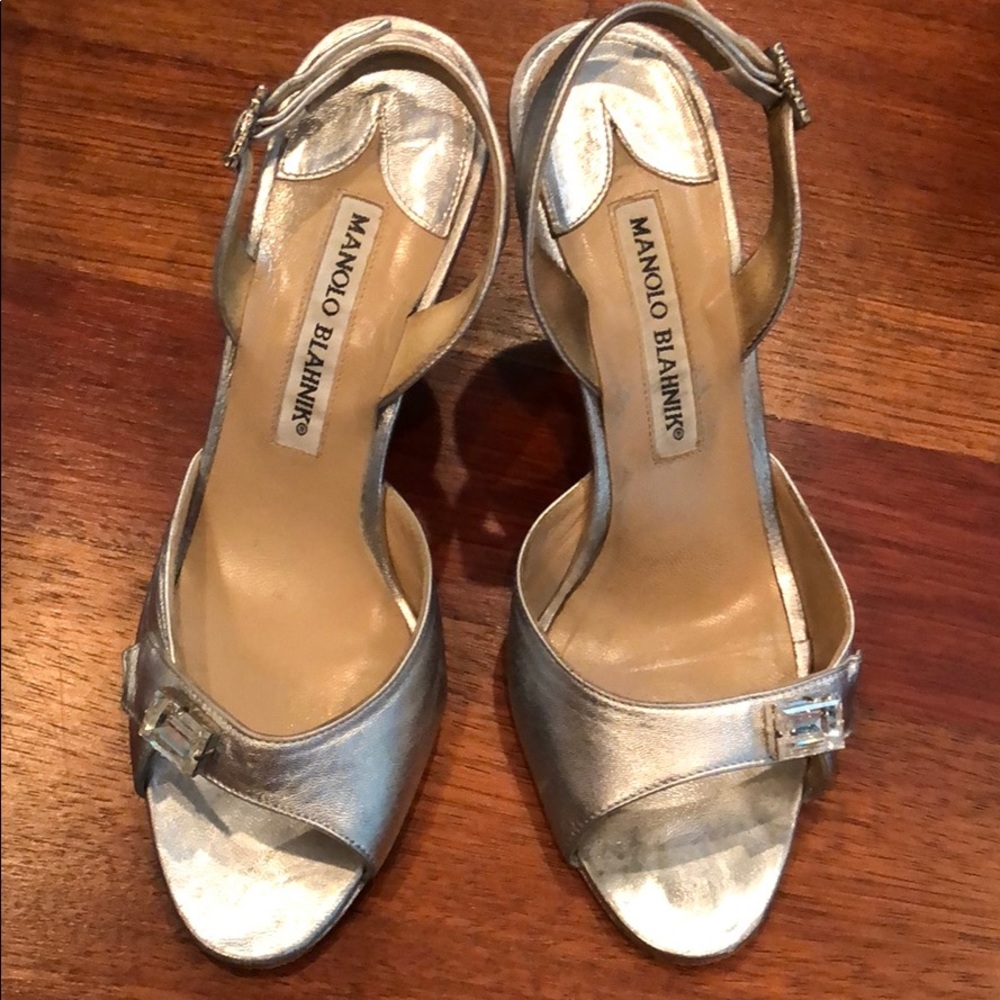 Gorgeous Manolo Blahnik sandals size 6